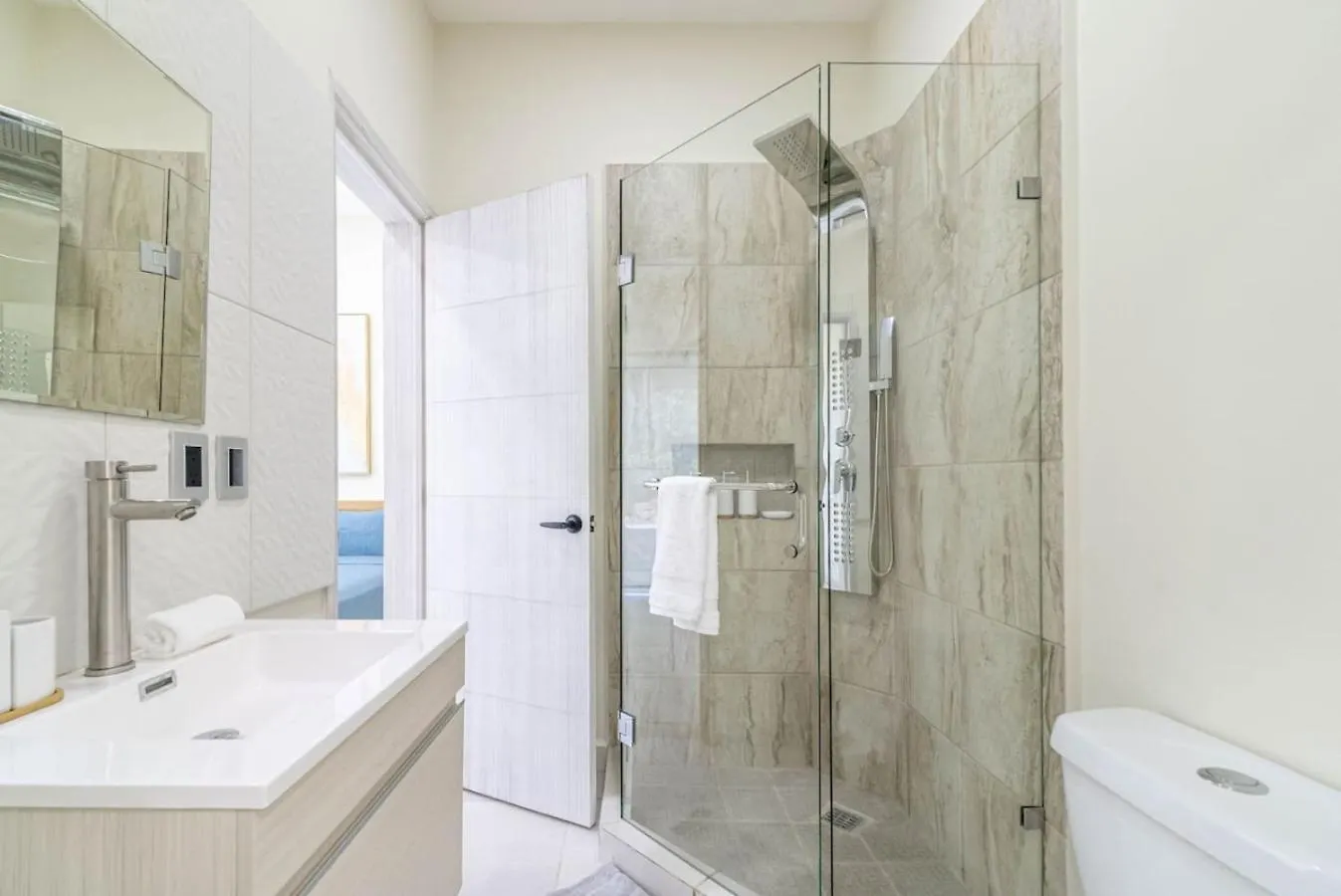 2 Bd Suite With Balcony Gym Rooftop Pool Playa del Carmen Holiday home