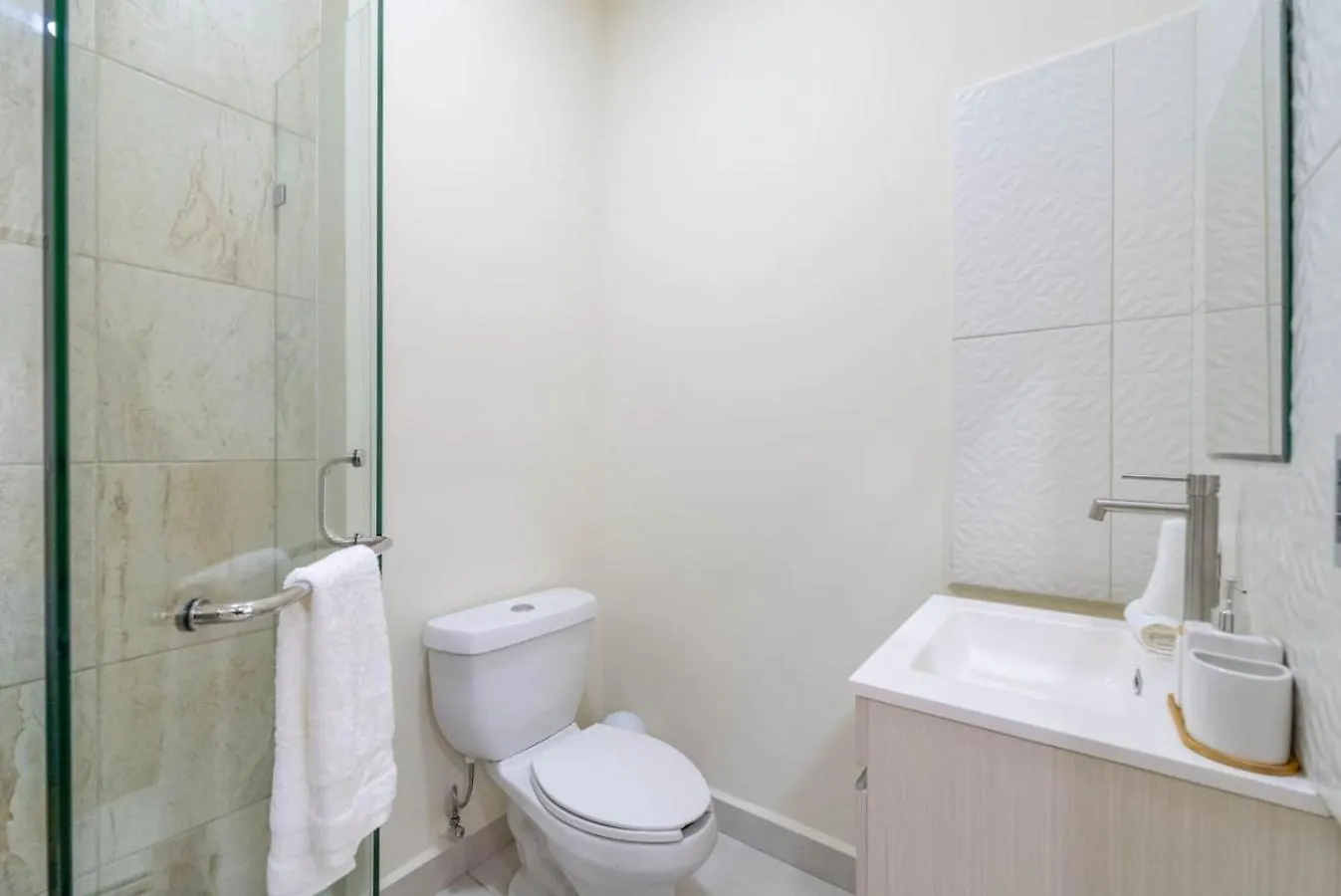 Holiday home 2 Bd Suite With Balcony Gym Rooftop Pool Playa del Carmen Mexico